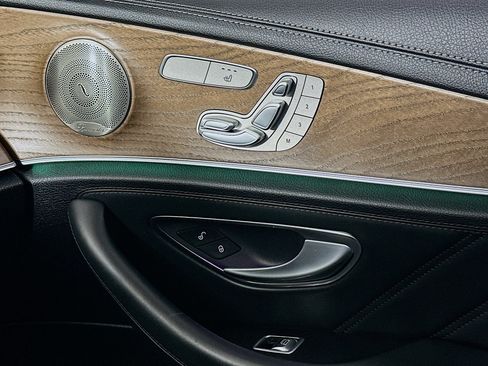 Used 2022 Mercedes-Benz E 53 AMG 4MATIC Sedan image 17