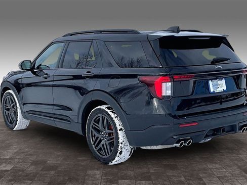 Used 2025 Ford Explorer ST image 26