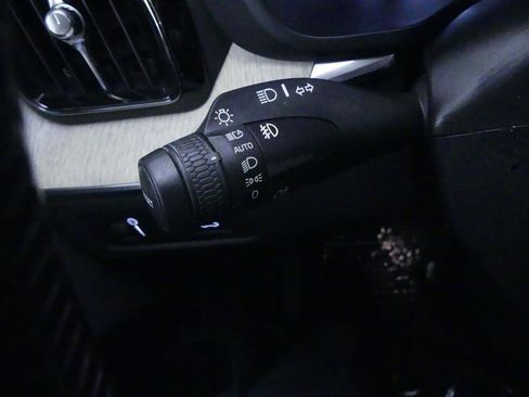 Used 2019 Volvo XC60 T5 Inscription image 20