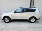 Used 2007 Mitsubishi Outlander ES image 2