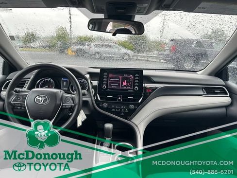 Used 2024 Toyota Camry LE FWD image 8