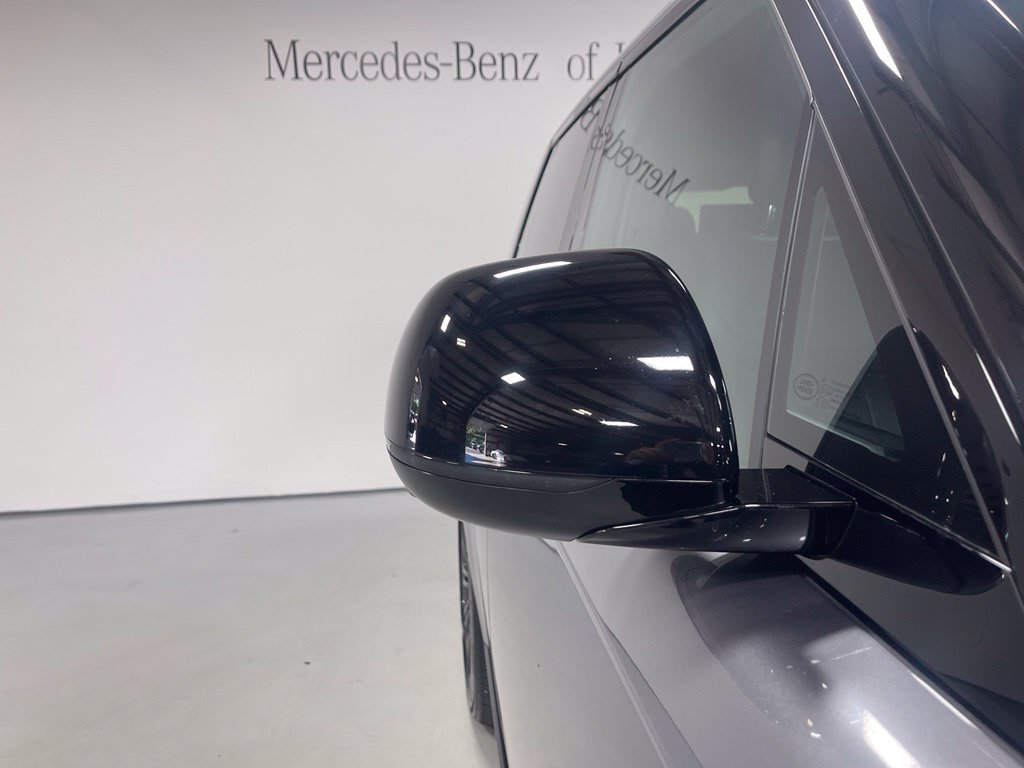 Used 2025 Land Rover Range Rover Autobiography AWD/4WD image 12