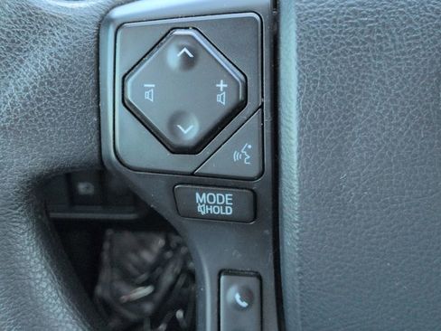 Used 2019 Toyota Tacoma SR image 23