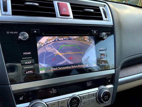 Used 2017 Subaru Outback 2.5i Limited image 22