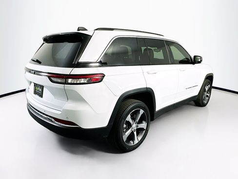 Used 2022 Jeep Grand Cherokee Limited 4xe AWD/4WD image 9