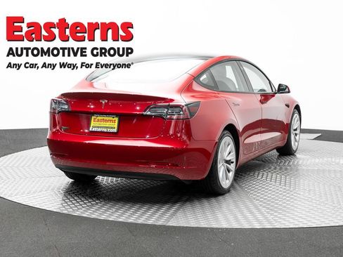 Used 2021 Tesla Model 3 Standard Range Plus RWD image 5