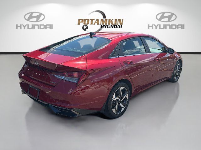 Used 2023 Hyundai Elantra Limited FWD image 5