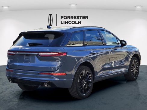 New 2026 Lincoln Corsair Reserve w/ Jet Appearance Package image 3