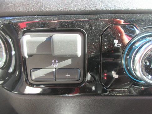 New 2026 GMC Sierra 1500 Elevation AWD/4WD image 19