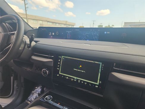 New 2026 Lincoln Navigator L Reserve w/ Jet Appearance Package image 33