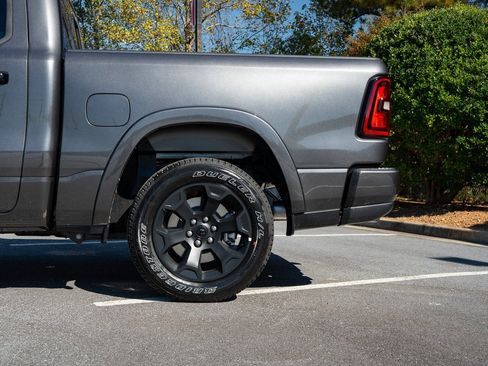 New 2026 RAM 1500 Big Horn AWD/4WD image 7