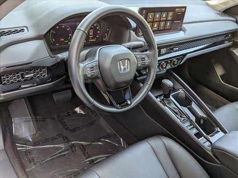 Used 2024 Honda Accord EX-L image 10