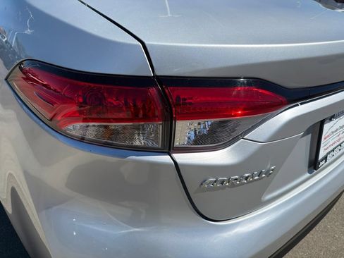 Used 2024 Toyota Corolla LE FWD image 8
