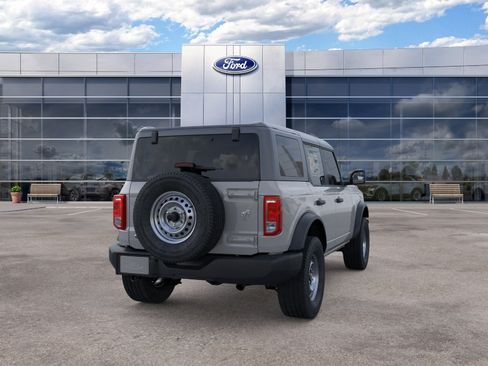 New 2026 Ford Bronco 4-Door AWD/4WD image 8