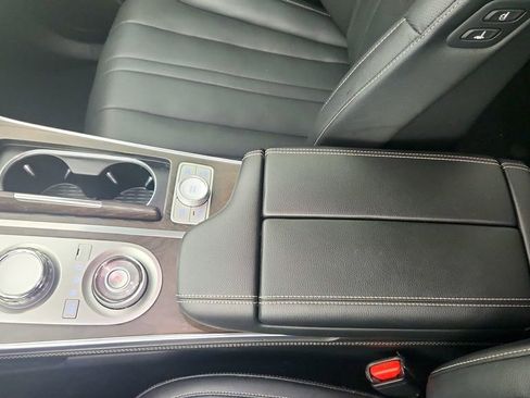 Used 2024 Genesis GV80 2.5T image 19