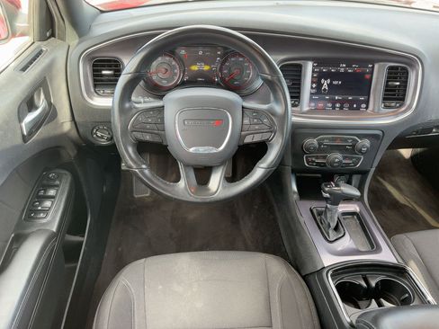 Used 2018 Dodge Charger SXT Plus w/ Blacktop Package image 25