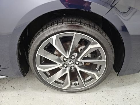 Used 2021 Toyota Corolla SE w/ SE Premium Package FWD image 9