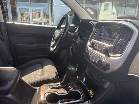 Used 2016 GMC Canyon SLE w/ SLE Convenience Package image 32