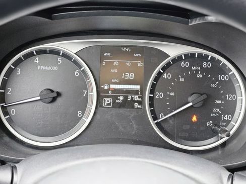 New 2025 Nissan Versa S w/ Trunk Package FWD image 18