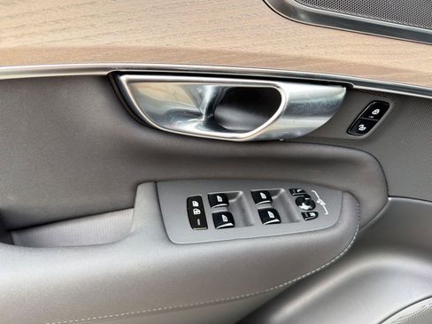 New 2026 Volvo XC90 B5 Plus AWD/4WD image 12