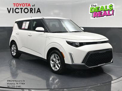 Used 2025 Kia Soul LX w/ LX Technology Package