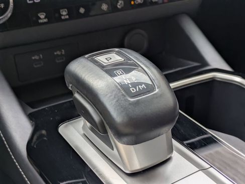 Used 2025 Mitsubishi Outlander SE AWD/4WD image 17