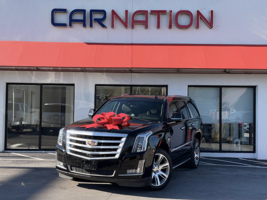 Used 2019 Cadillac Escalade Luxury AWD/4WD image 2