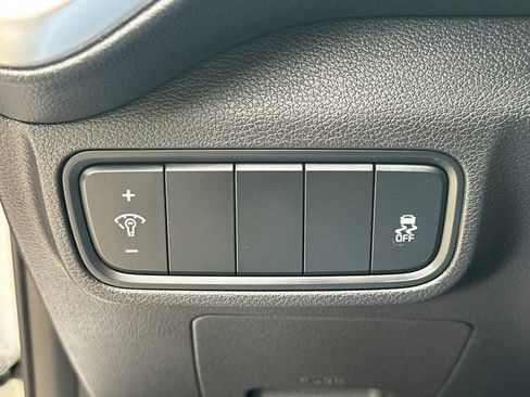 Used 2020 Kia Soul LX FWD image 24