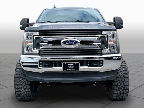 Used 2019 Ford F250 XL w/ STX Appearance Package AWD/4WD image 4