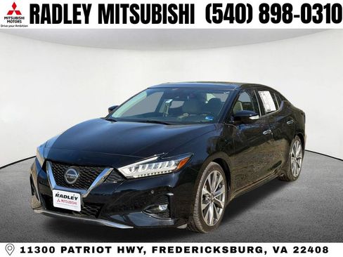 Used 2019 Nissan Maxima Platinum w/ Illumination Package FWD image 1