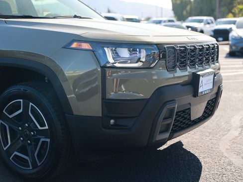 New 2026 Jeep Cherokee Laredo AWD/4WD image 7