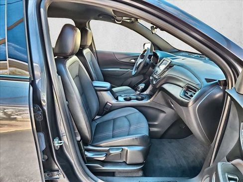Used 2023 Chevrolet Equinox RS FWD image 20