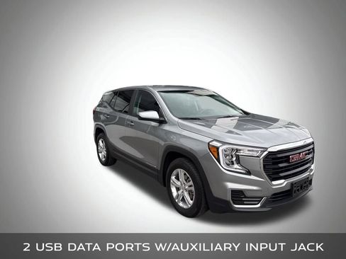 Used 2024 GMC Terrain SLE image 8