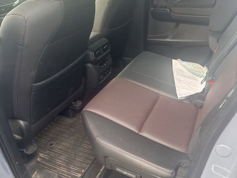 Used 2025 Honda Ridgeline Black Edition image 9