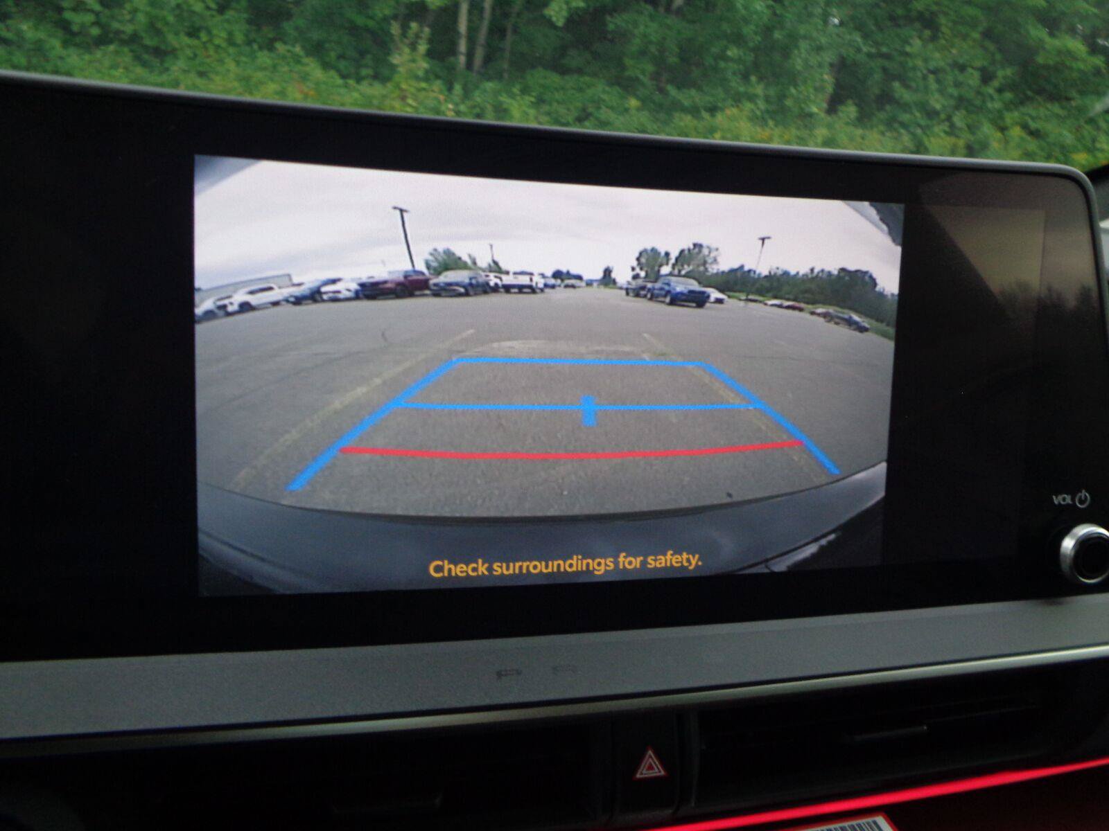 Used 2023 Toyota Prius Prime FWD image 13