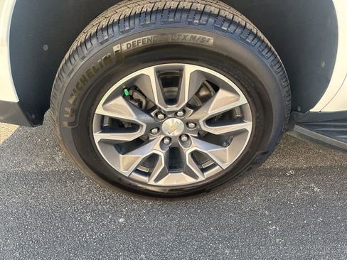 Used 2023 Chevrolet Tahoe LT w/ Luxury Package image 11