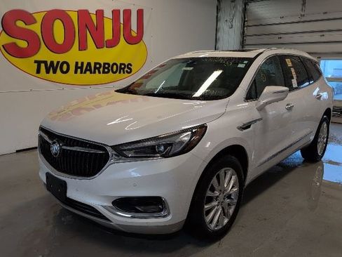 Used 2021 Buick Enclave Premium image 1