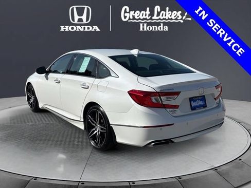 Used 2022 Honda Accord Touring image 4