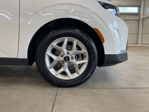 Certified 2023 Kia Soul S FWD image 30