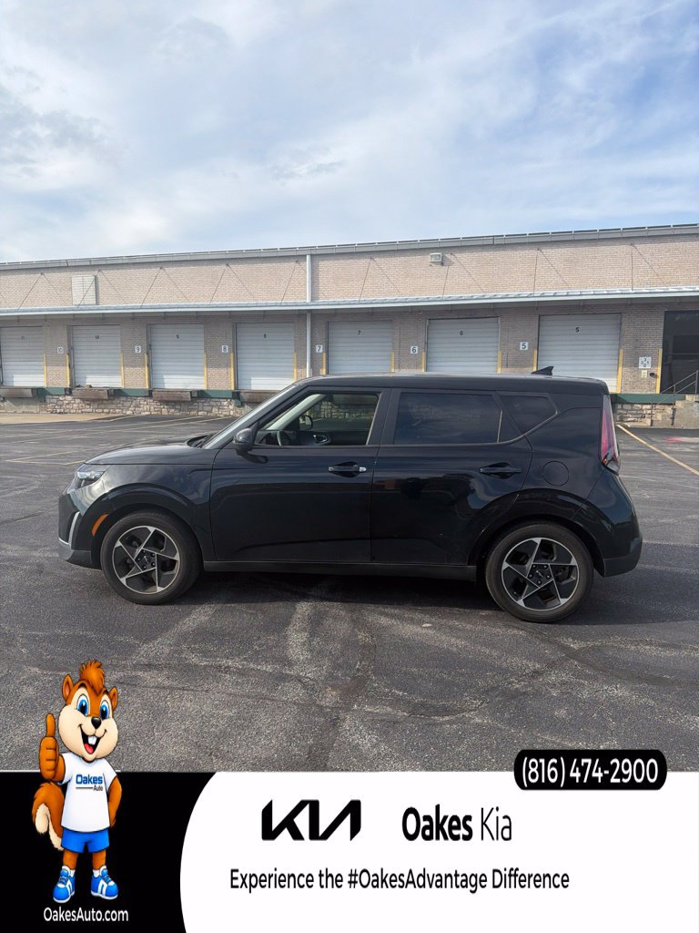 Certified 2023 Kia Soul EX FWD image 1