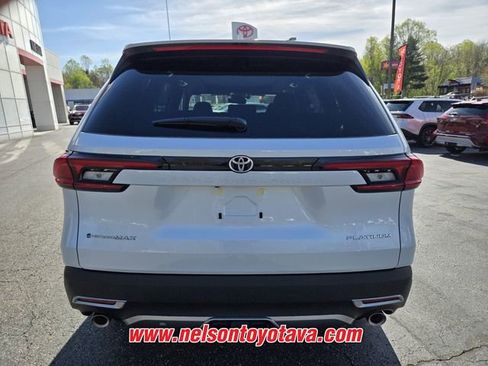 New 2026 Toyota Grand Highlander AWD Hybrid image 6
