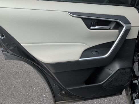 Used 2025 Toyota RAV4 XLE Premium FWD image 24