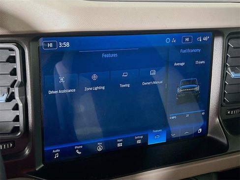 Used 2022 Ford Bronco Wildtrak image 14