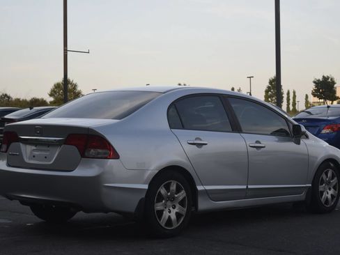 Used 2011 Honda Civic LX image 3