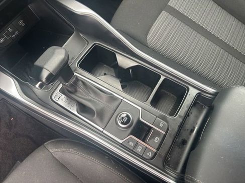 Used 2025 Kia Sorento LX FWD image 29