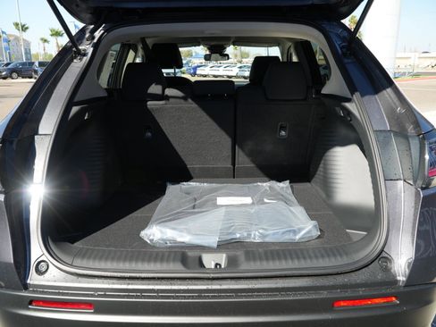 New 2026 Honda HR-V LX image 8