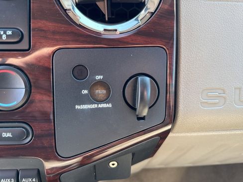 Used 2008 Ford F250 Lariat image 39