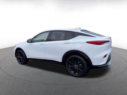 Used 2025 Buick Envista Sport Touring image 10