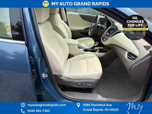 Used 2024 Chevrolet Malibu LT FWD image 23