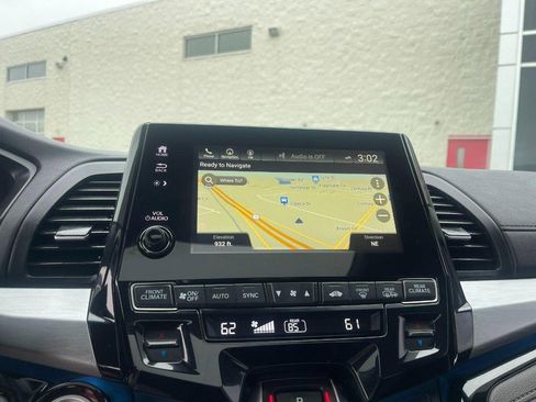 Used 2024 Honda Odyssey Touring image 30